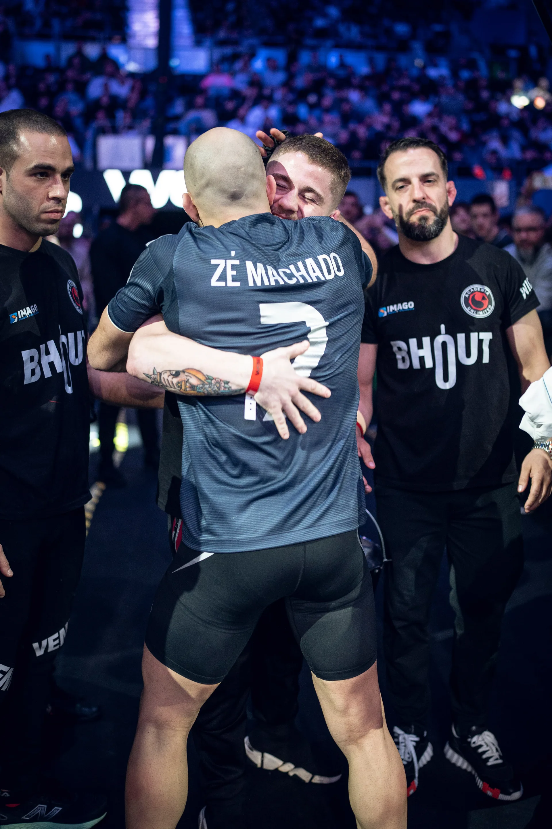 How Important Is a Manager or Agency for MMA Fighters?